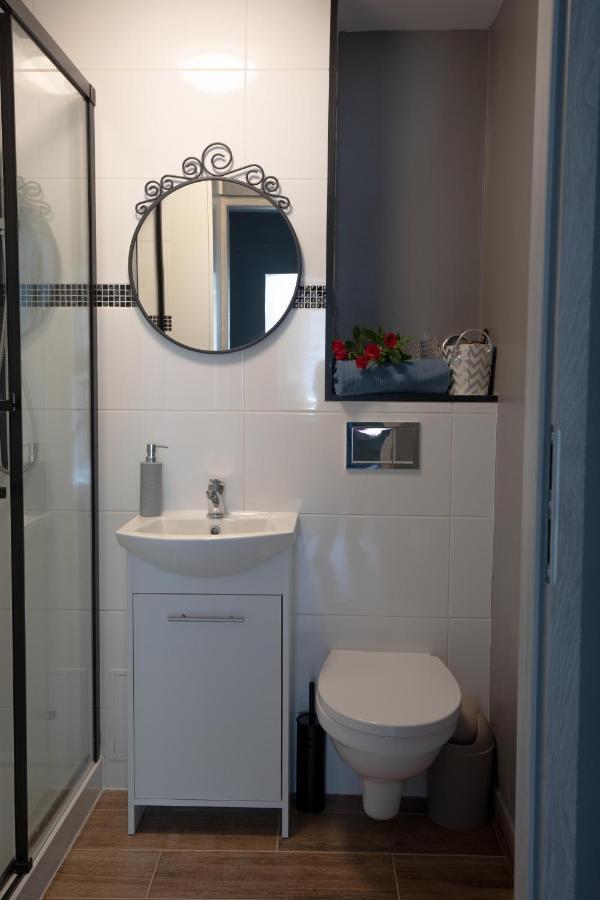 Apartament Wika Варшава Екстериор снимка